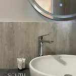 South And * Dhërmi