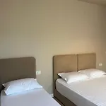 South And Hotel