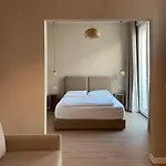 Hotel South And *