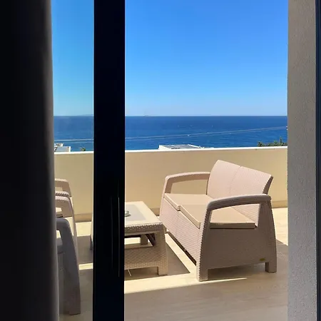 Otel South And