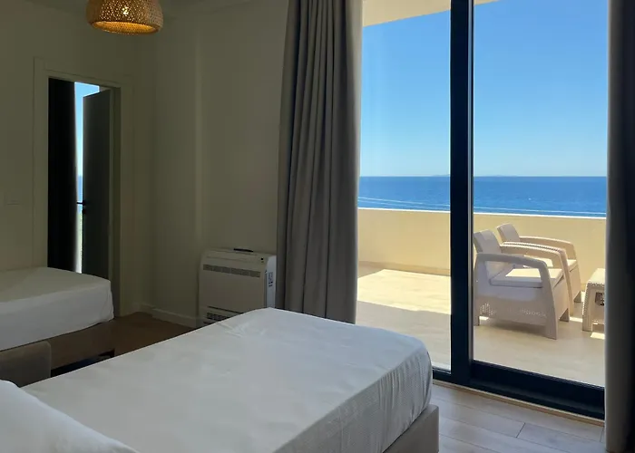 Отель South And Дхерми