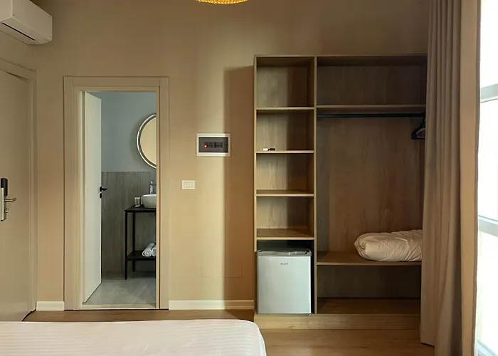 South And Дхерми