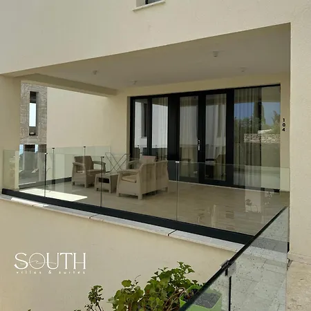 South And Hotel