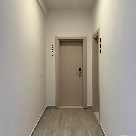 Hotel South And *