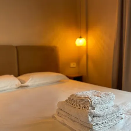 Hotel South And Dhermi