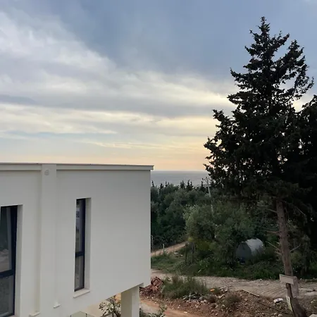 South And Dhermi