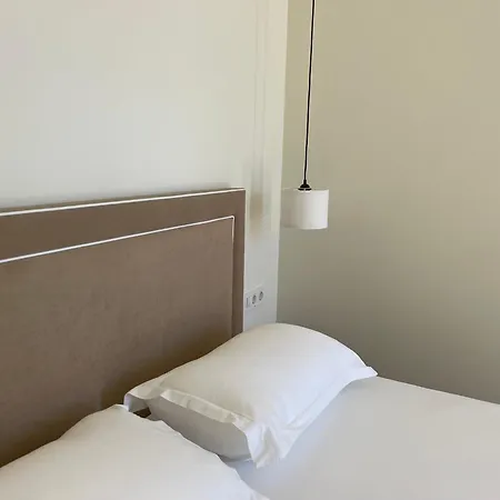Hotel South And Dhërmi